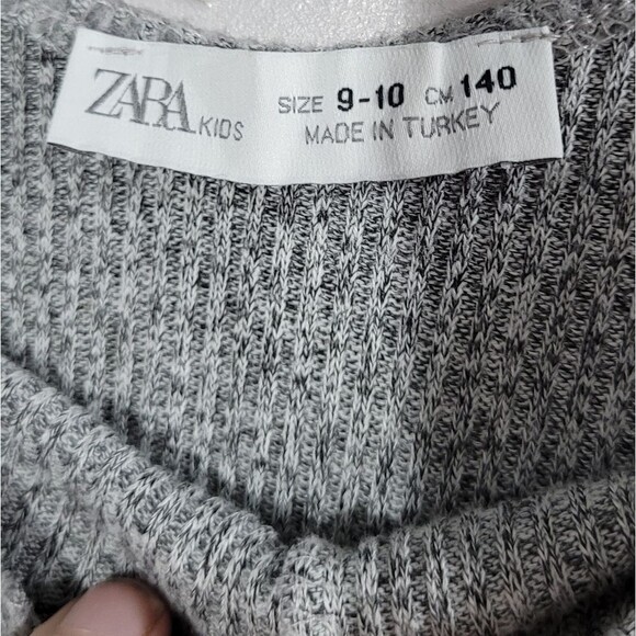 Zara kids 9/10 girls gray long-sleeved twisted front crop top - Picture 3 of 4